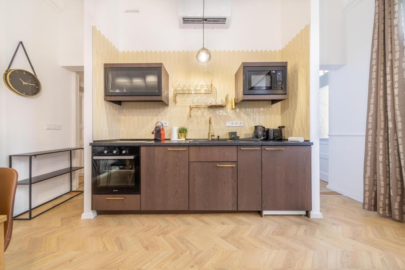 Sass Glamour Apartment Next To St Stephen Basilica S1 Budapest Exterior foto